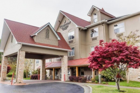 Отель Country Inn & Suites by Radisson, Helen, GA  Хелена